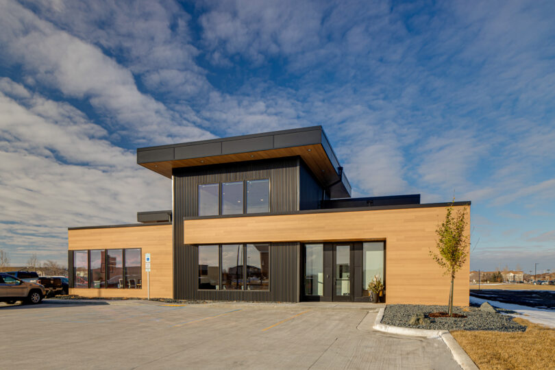 Financial_exterior-3